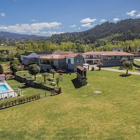 ホテル Quinta Carolina ポーヴォア・デ・ラニョゾ